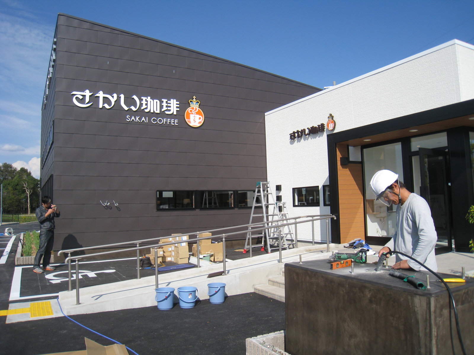さかい珈琲　兵庫小野店　サイン工事　2018年11月